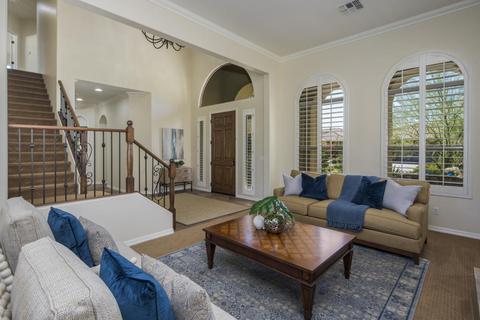 3938 E Patrick Ln, Phoenix, AZ 85050 photo 7