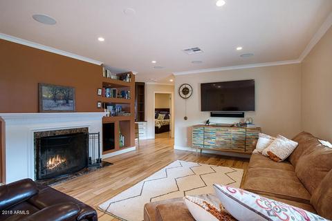 130 E Lawrence Rd, Phoenix, AZ 85012 photo 2