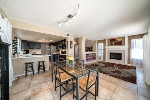 3943 E Morrow Dr, Phoenix, AZ 85050 photo 4