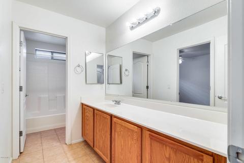 4375 E Selena Dr, Phoenix, AZ 85050 photo 24