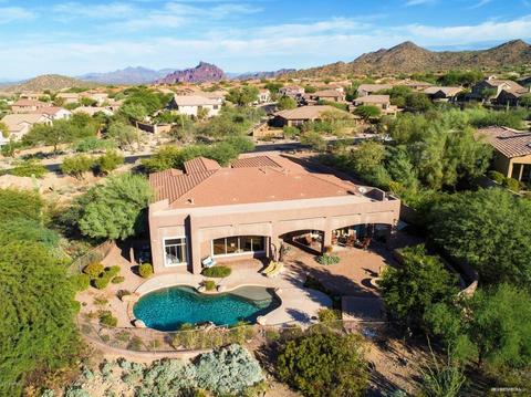 8151 Echo Canyon St, Mesa, AZ 85207 photo 2