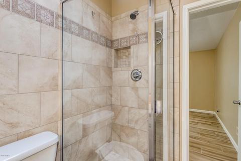 3835 E Laurel Ln, Phoenix, AZ 85028 photo 16