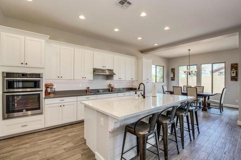 2834 E Arabian Dr, Gilbert, AZ 85296 photo 9