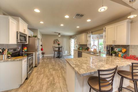 2262 E Christy Dr, Phoenix, AZ 85028 photo 6