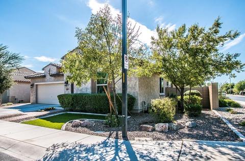 1425 E Ibis St, Gilbert, AZ 85297 photo 2