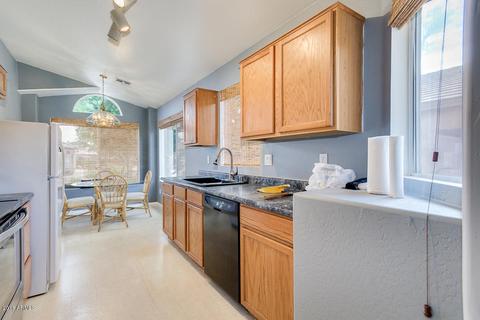 6636 E Boston St, Mesa, AZ 85205 photo 2