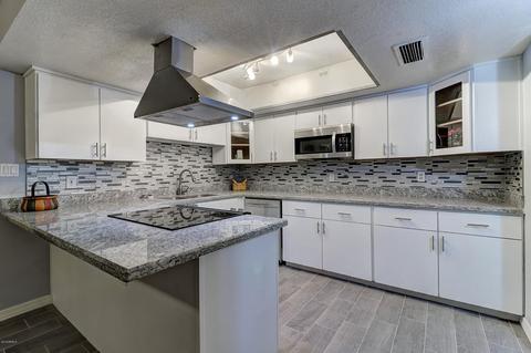 3128 W Harmont Dr, Phoenix, AZ 85051 photo 2