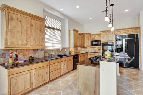 3848 Expedition Way, Phoenix, AZ 85050 photo 10