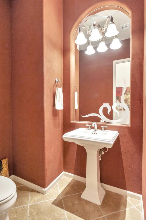 3848 Expedition Way, Phoenix, AZ 85050 photo 15