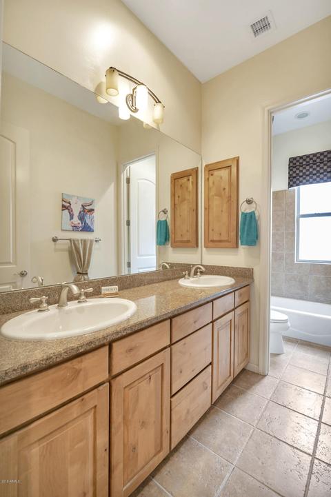 3848 Expedition Way, Phoenix, AZ 85050 photo 26