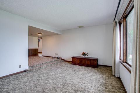 421 E Greenway Dr, Tempe, AZ 85282 photo 7