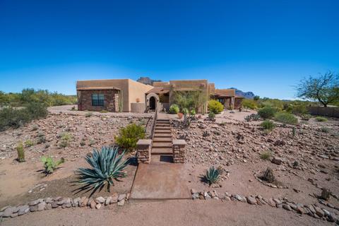 375 S Val Vista Rd, Apache Junction, AZ 85119 photo 2