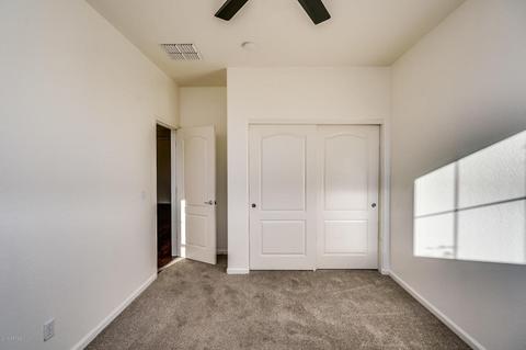 868 S Colonial Dr, Gilbert, AZ 85296 photo 16