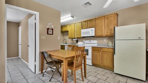 2254 E Capri Cir, Mesa, AZ 85204 photo 23