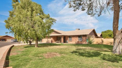 2254 E Capri Cir, Mesa, AZ 85204 photo 2