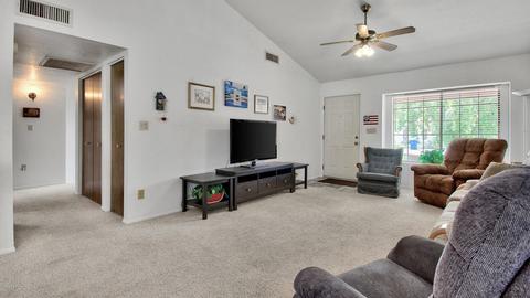 2254 E Capri Cir, Mesa, AZ 85204 photo 6