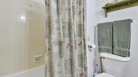 2254 E Capri Cir, Mesa, AZ 85204 photo 40