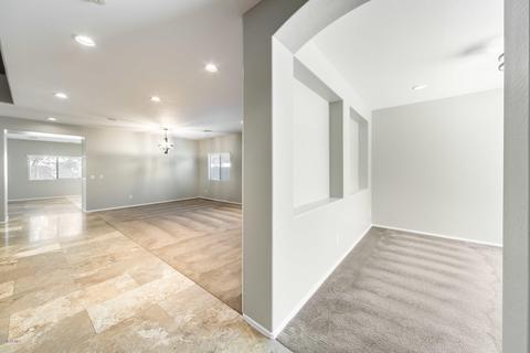 2732 E Rakestraw Ln, Gilbert, AZ 85298 photo 9