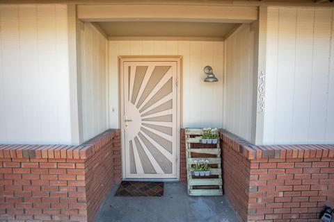 4653 E Contessa St, Mesa, AZ 85205 photo 2