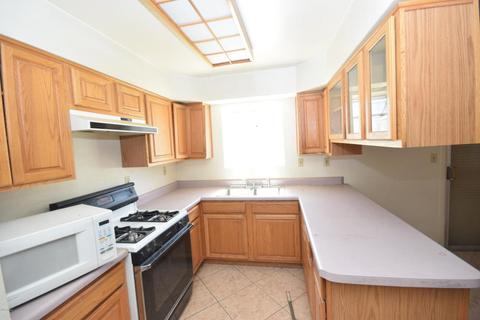 321 E Desert Dr, Phoenix, AZ 85042 photo 4