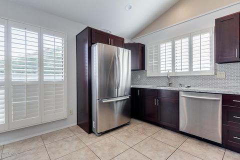 3909 E Hiddenview Dr, Phoenix, AZ 85048 photo 8