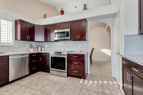 3909 E Hiddenview Dr, Phoenix, AZ 85048 photo 9
