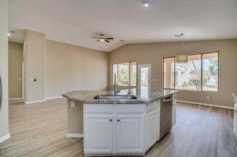 4692 E Strawberry Dr, Gilbert, AZ 85298 photo 9