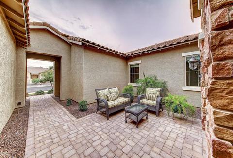 2716 E Palmer St, Gilbert, AZ 85298 photo 5