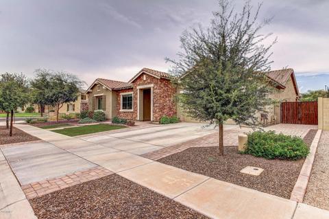 2716 E Palmer St, Gilbert, AZ 85298 photo 3
