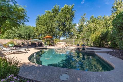 1322 E Strawberry Dr, Gilbert, AZ 85298 photo 1