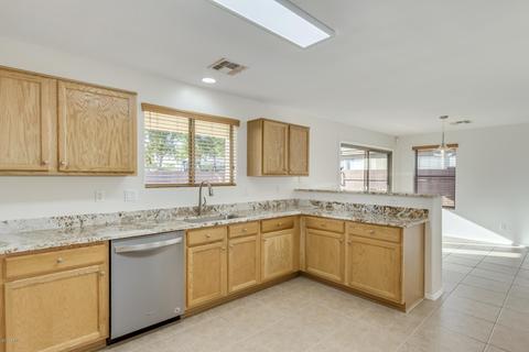 11306 N 154th Ln, Surprise, AZ 85379 photo 9