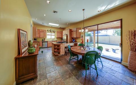4227 E Sells Dr, Phoenix, AZ 85018 photo 9