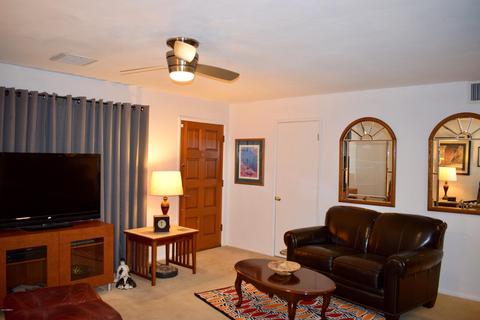 138 E Orchid Ln, Phoenix, AZ 85020 photo 3