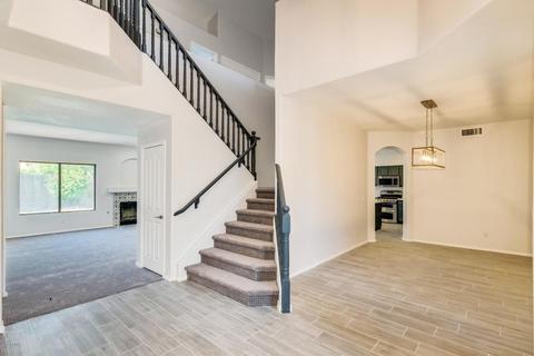 4609 E Briles Rd, Phoenix, AZ 85050 photo 3
