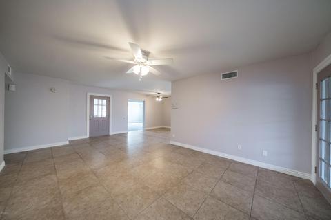 4020 E Angela Dr, Phoenix, AZ 85032 photo 5