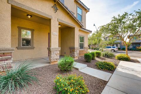 943 S Pheasant Dr, Gilbert, AZ 85296 photo 3