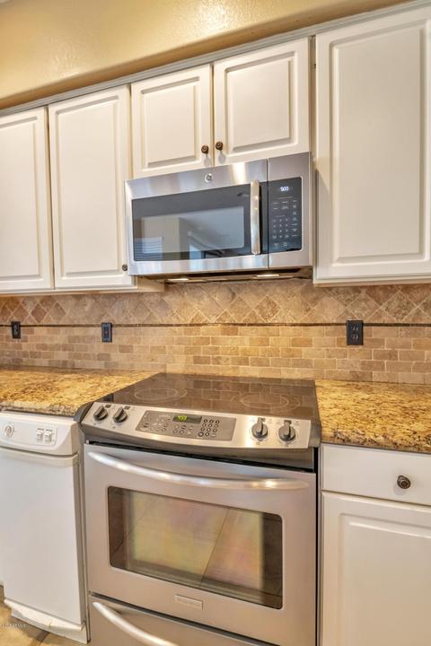 3464 E Granite View Dr, Phoenix, AZ 85044 photo 9