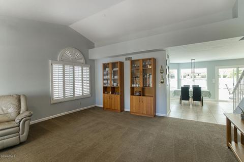 2753 E Rockledge Rd, Phoenix, AZ 85048 photo 3