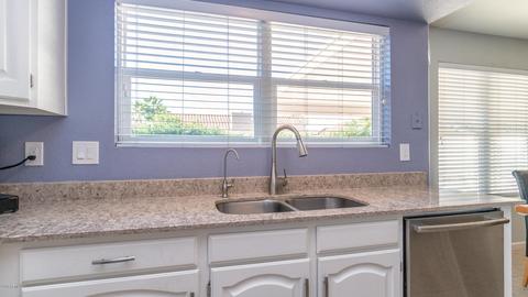 2753 E Rockledge Rd, Phoenix, AZ 85048 photo 6
