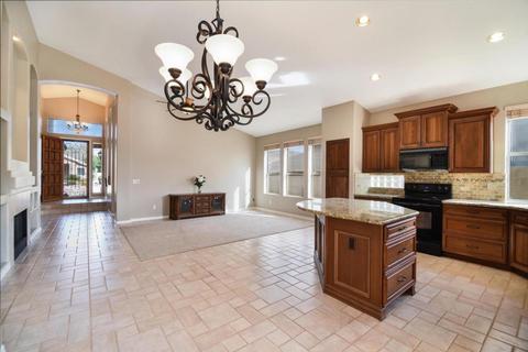 803 E Goldenrod St, Phoenix, AZ 85048 photo 3