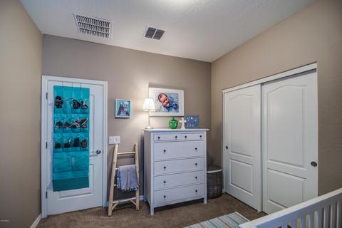 718 E Gary Ln, Phoenix, AZ 85042 photo 12