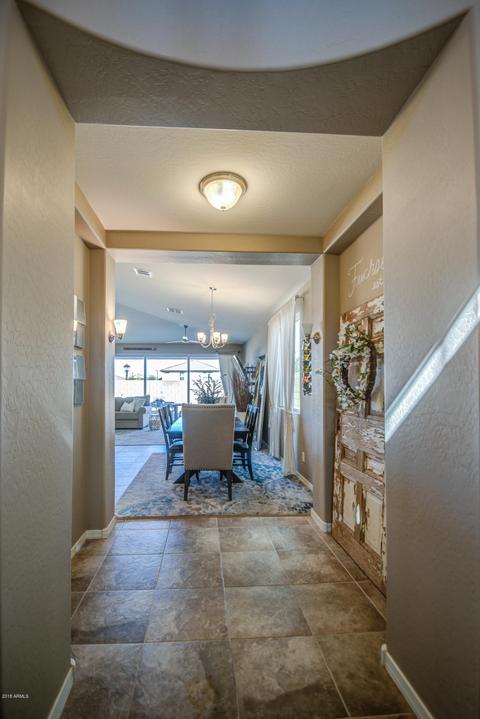 718 E Gary Ln, Phoenix, AZ 85042 photo 18