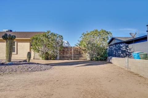 3132 E Claire Dr, Phoenix, AZ 85032 photo 4