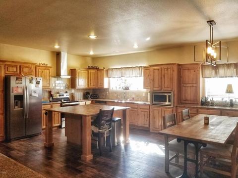 1095 E Scenic St, Apache Junction, AZ 85119 photo 2