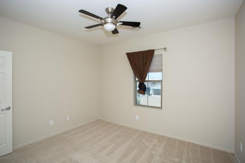 3855 E Sophie Ln, Phoenix, AZ 85042 photo 10