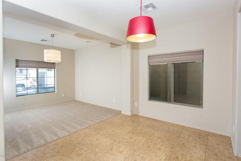 3855 E Sophie Ln, Phoenix, AZ 85042 photo 23
