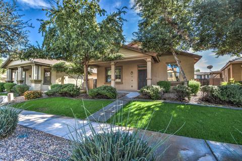 3767 E Larson Ln, Gilbert, AZ 85295 photo 3
