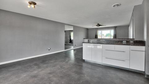 5407 S 47th Pl, Phoenix, AZ 85040 photo 11
