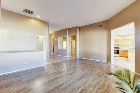 210 W Brooks St, Gilbert, AZ 85233 photo 5
