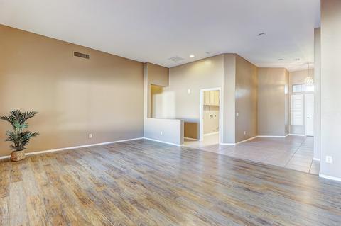 210 W Brooks St, Gilbert, AZ 85233 photo 4